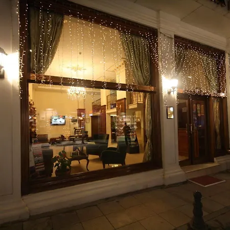 瑟科奇公园酒店 酒店 3*