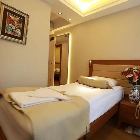 Sirkeci Park Hotel 3*